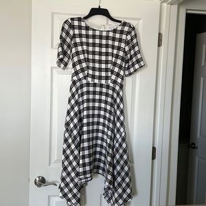 Checkered asymmetrical dress